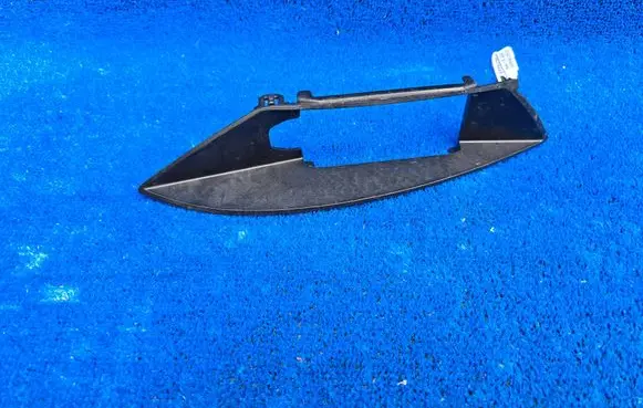 BMW 5 G60 G61 Front bumper mounting bracket 8084695