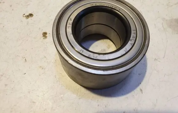 Volkswagen Golf II Front wheel bearing hub BAH0023