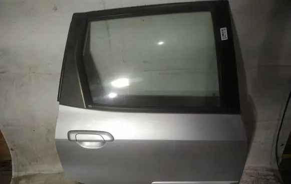 Honda Jazz Rear door pilkos