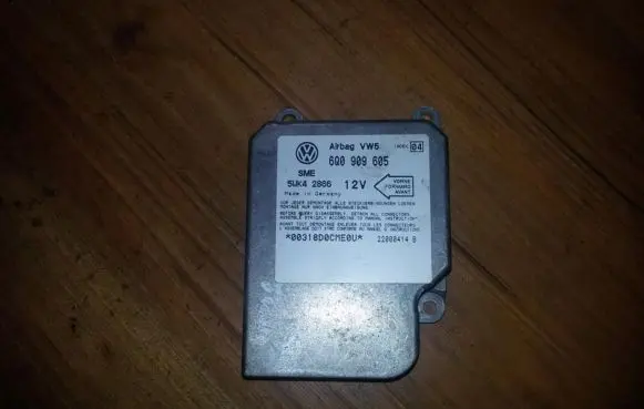 Seat Alhambra (Mk1) Airbag control unit/module 6q0909605 5wk42866