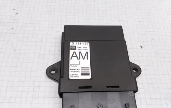 Opel Vectra C Door central lock control unit/module 13111457 5WK46002 360572197