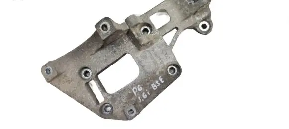 Volkswagen PASSAT B6 Generator/alternator bracket 06F903143F