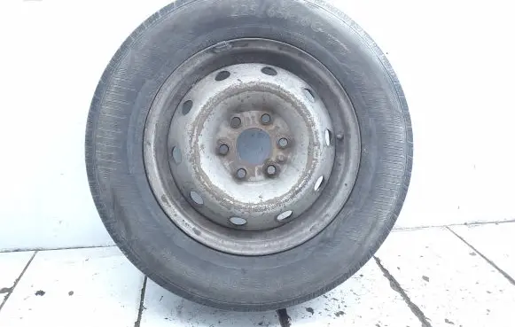 Iveco Daily 4th gen R16 steel rim CEAT ENDURADRIVE 22565R16C