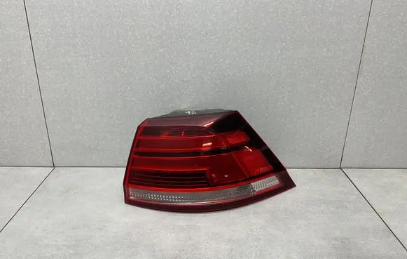 Volkswagen Golf VII Rear/tail lights 5G9945096E