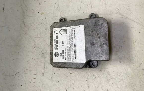 Volkswagen PASSAT B5 Airbag control unit/module 6Q0909601A 5WK42868 00316D009U1K