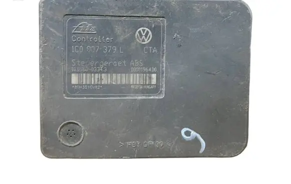 Volkswagen Golf IV ABS Pump 1C0907379L 00001964D0 10096003343