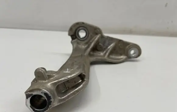 Renault Captur II Front subframe 548519790R