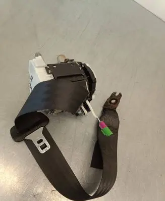 Volvo XC60 Rear seatbelt 34024990D H150114