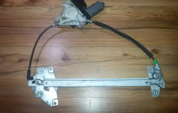 Mitsubishi Carisma Sliding door window regulator with motor 0130821652