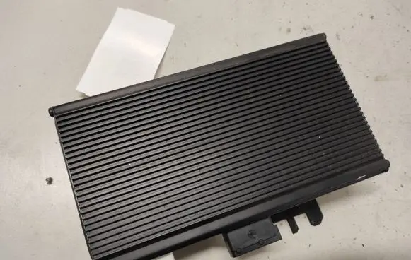 Citroen C5 Sound amplifier 9653383680 HS6415
