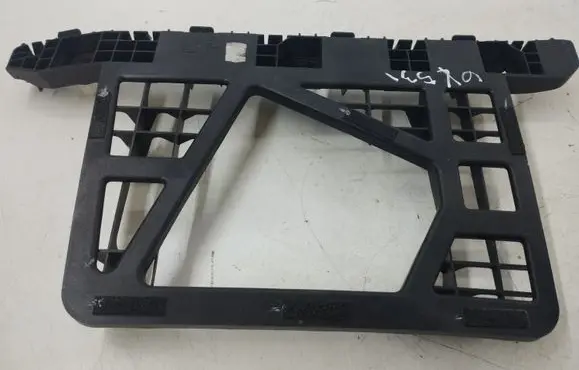 Hyundai i30 Rear bumper mounting bracket 86615A6200