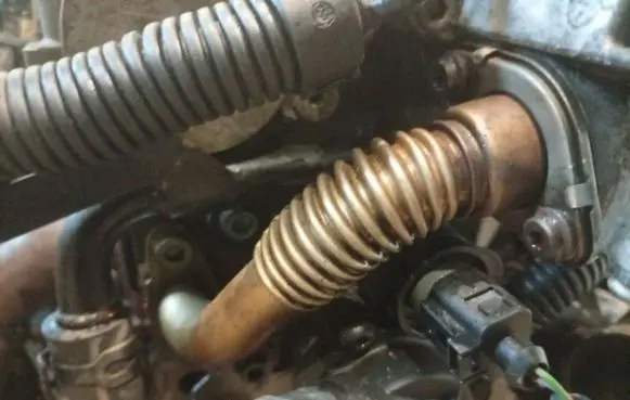 Audi A3 S3 8P EGR valve line/pipe/hose