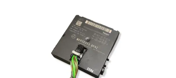 Mercedes-Benz S W221 Gateway control module A2215407045 A2215405445 A2214480927