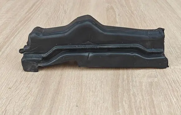 Other engine bay part