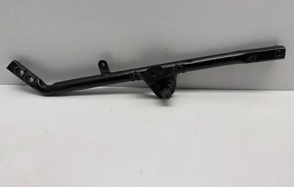 Radiator support slam panel bracket