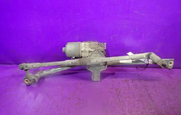 Skoda Fabia Mk1 (6Y) Front wiper linkage and motor 6Q1955119A