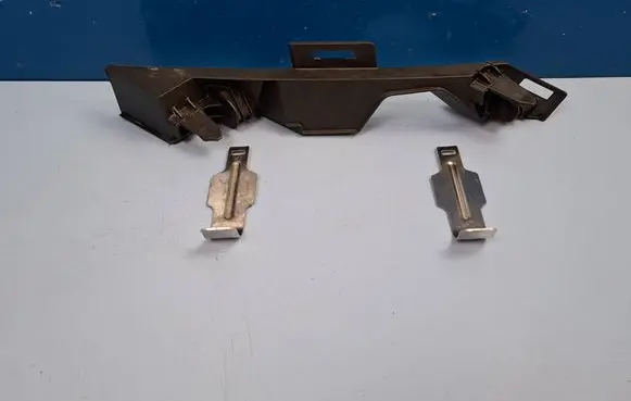 Skoda Octavia Mk4 Headlight/headlamp mounting bracket 1415001155 5E4941010