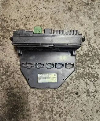 Mercedes-Benz E W212 SAM control unit A2129003614 A2129015304 A2129020706
