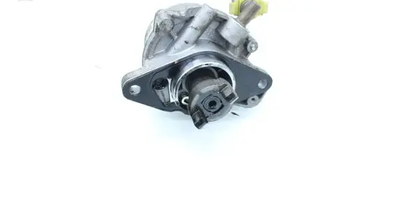 Opel Corsa D Vacuum pump 900180872