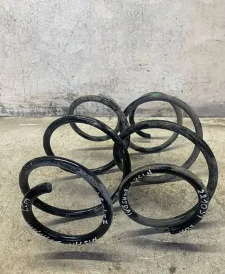 Nissan Qashqai J12 Front coil spring
