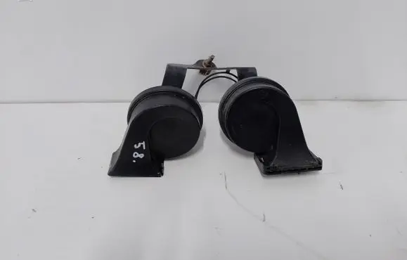 Chevrolet Camaro Horn signal