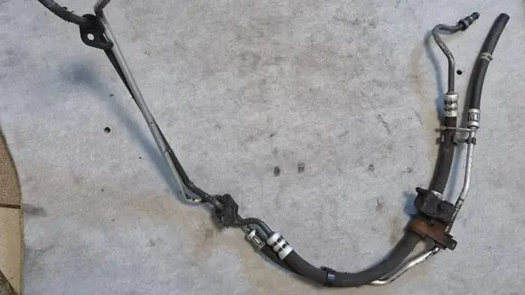 Ford Focus Power steering hose/pipe/line 4M513A212EC