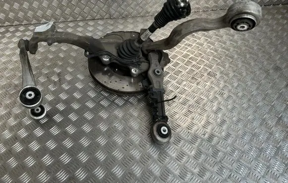 Mercedes-Benz GLC X253 C253 Front wheel hub spindle knuckle