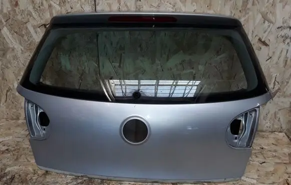 Volkswagen Golf V Tailgate/trunk/boot lid