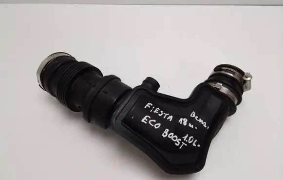 Ford Fiesta Air intake hose/pipe