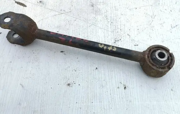 Toyota Camry VIII XV70 Rear control arm 4871006160