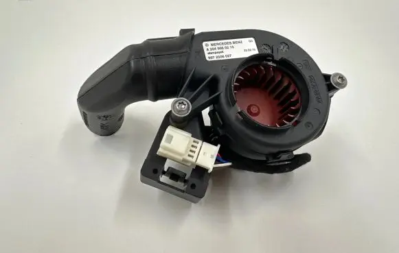 Mercedes-Benz C W204 Engine control unit/module fan A2049060215 9972506027