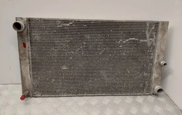 Coolant radiator