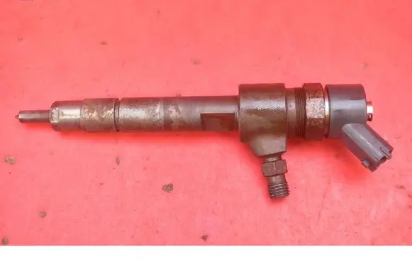 Fiat Croma Fuel injector 0445110276