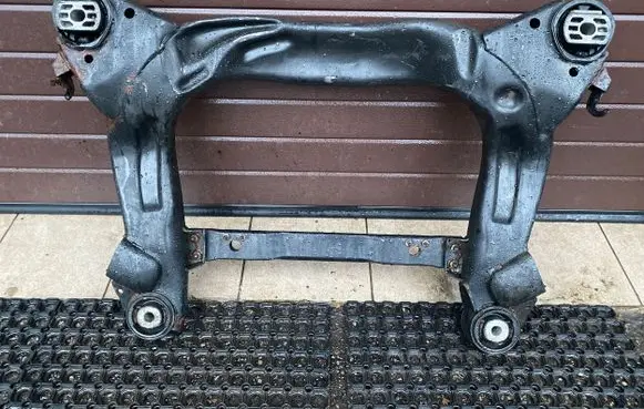 Volkswagen Phaeton Front subframe