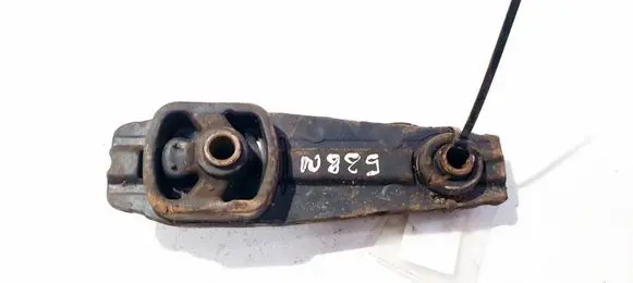 Peugeot 1007 Engine mount bracket 