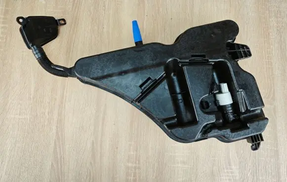 BMW 4 G22 G23 G24 G26 Windshield washer fluid reservoir/tank 430IXA