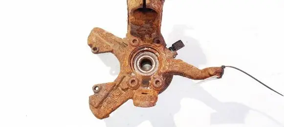 Volkswagen Caddy Front wheel hub