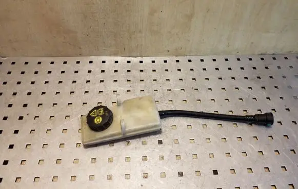 Ford C-MAX I Brake fluid reservoir 03350886381