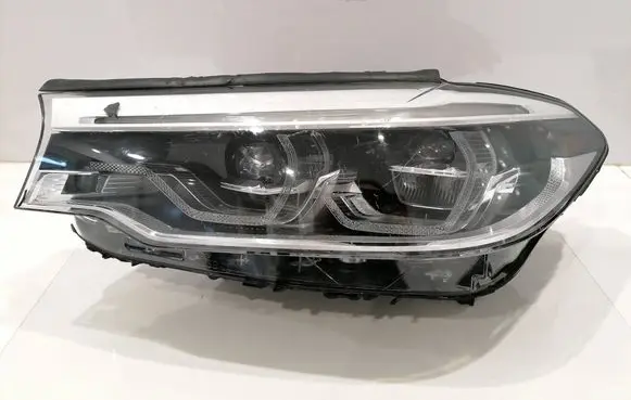 BMW 5 G30 G31 Headlight/headlamp 7439209