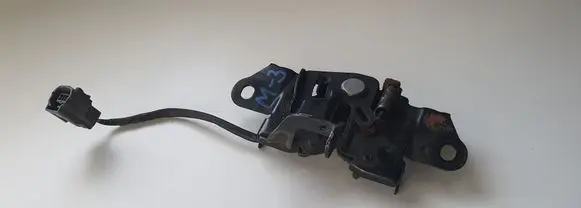 Mazda 3 II Engine bonnet/hood lock/catch