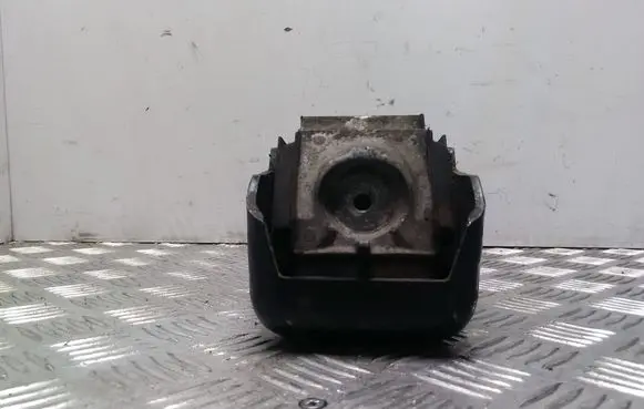 Mercedes-Benz Sprinter W906 Engine mount bracket A906241