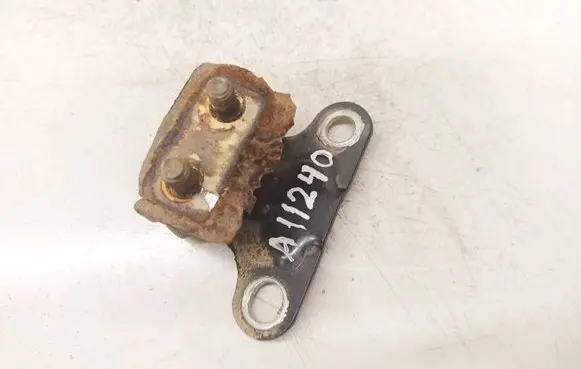 Toyota Avensis T250 Tailgate/trunk/boot hinge 