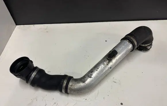 BMW 5 E60 E61 Intercooler hose/pipe 7793896