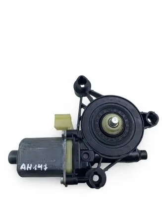 Audi A3 S3 8V Front door window regulator motor 5Q0959801B