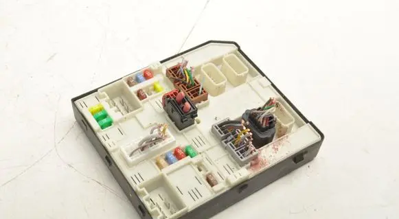 Renault Scenic III - Grand scenic III Fuse box set 284B69027R