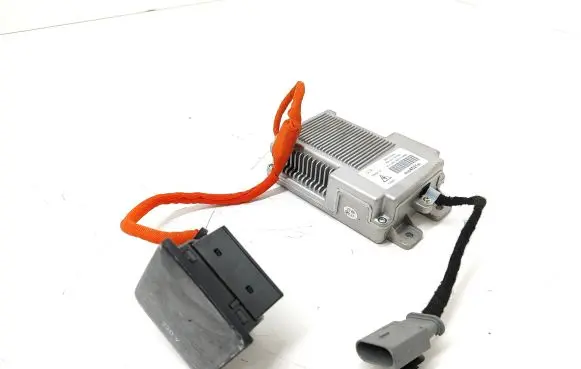 Citroen Berlingo Voltage converter inverter 9820452180 202111100093