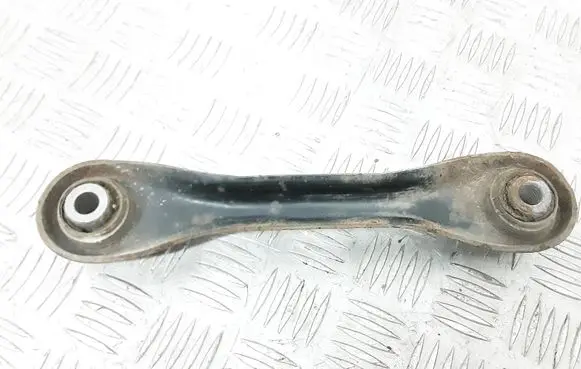 Rear control arm