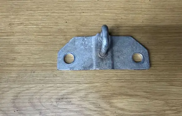 Mercedes-Benz C W204 Loading door lock loop/hook striker