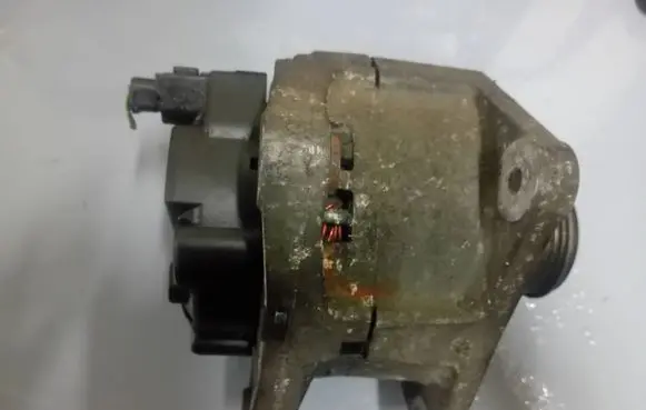 Nissan Note (E11) Generator/alternator TG11C064 2543562A 107027533