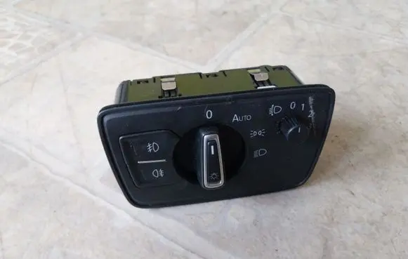 Volkswagen PASSAT B8 Light switch 3G0941633